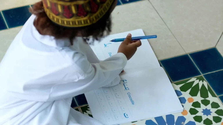 تعليم الحروف العربية للاطفال بطرق سهلة وممتعة